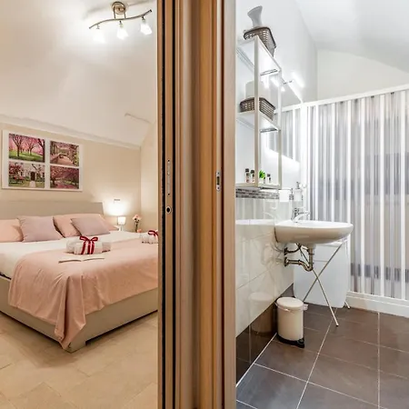 Guesthost - Comfortable Apt In Monopoli Center *